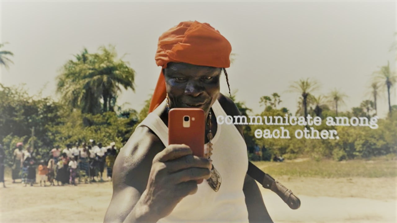 Picture of a Fighter with Mobile from Senegal